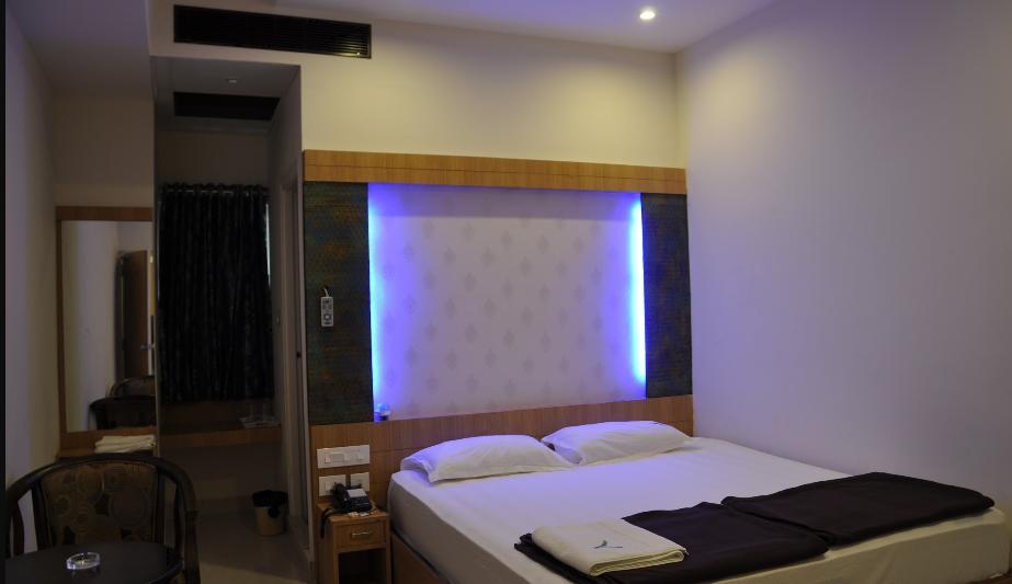 Hotel Athidi Grand Visakhapatnam Kamer foto