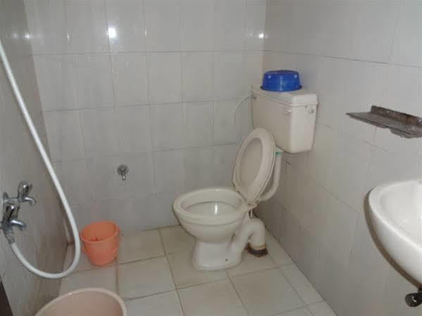 Hotel Athidi Grand Visakhapatnam Buitenkant foto